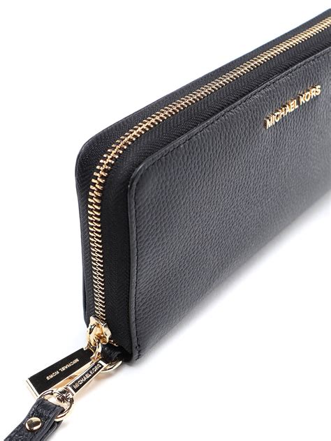 michael kors continental geldbörse|Jet Set Travel Metallic Logo Embossed Continental Wallet.